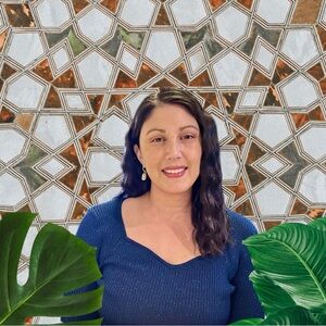 Meet your Posher, Cassandra